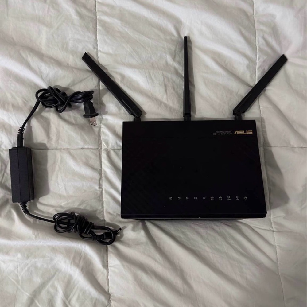 ASUS RT-AC68P AC1900 Router